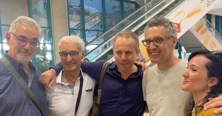 John Turturro è arrivato all’aeroporto di Bari