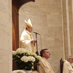 Marcia di pace Gravina-Altamura, il messaggio del vescovo Domenico Basile
